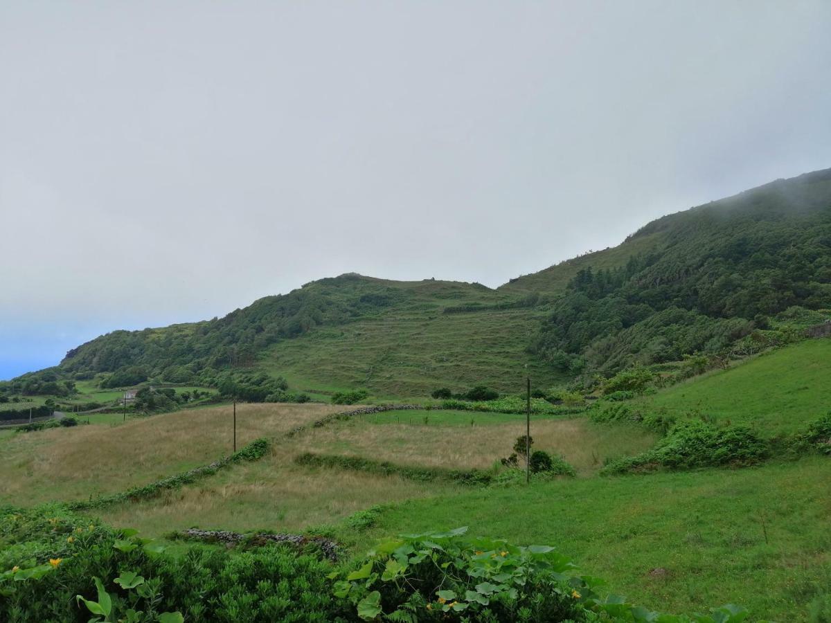 A Casa Do Ti Mendonca Villa Lajes das Flores Dış mekan fotoğraf