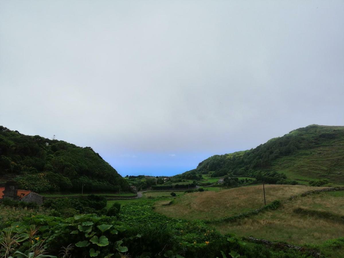 A Casa Do Ti Mendonca Villa Lajes das Flores Dış mekan fotoğraf